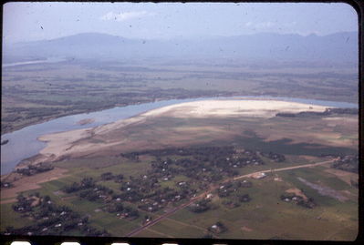 Danang_River_-_ROK_Base.jpg